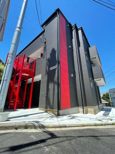 京急線「子安」駅　徒歩8分　